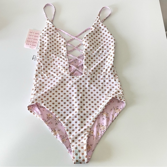 NWT Dippin Daisy’s Bliss Lattice Floral One Piece Swimsuit Wild Iris Medium - Picture 9 of 12